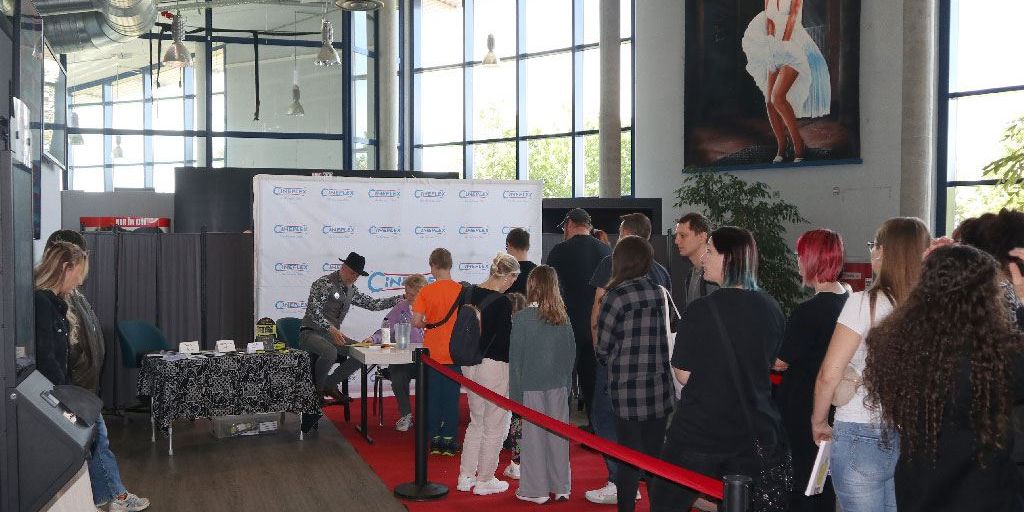 Autogrammstunde mit Erik Elias Bolik, Santiago Ziesmer und Martin Bolik am 10.05.2025 im Cineplex Goslar